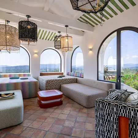 Ref 2159 - - Sea View For Rent *